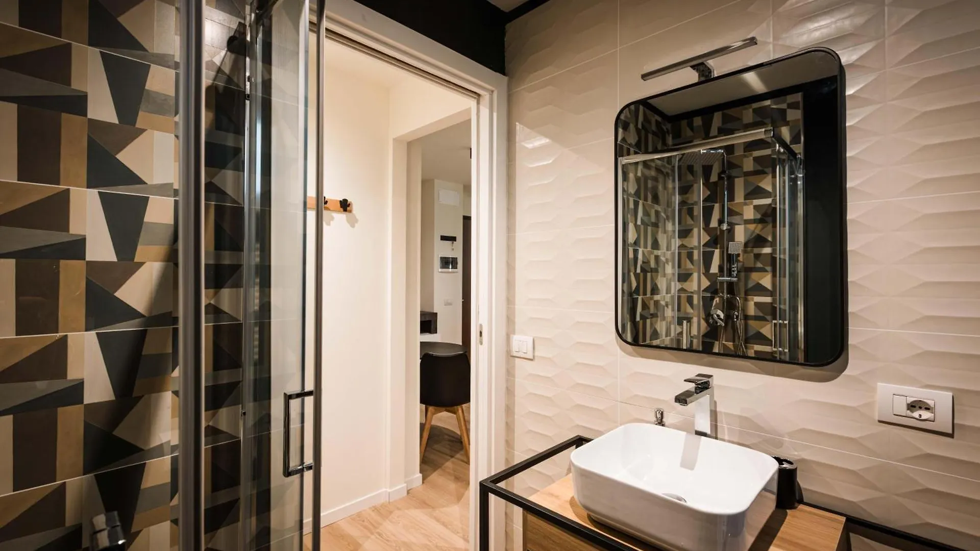 Relax&Fly Bgy Orio Hotel Grassobbio Guest house